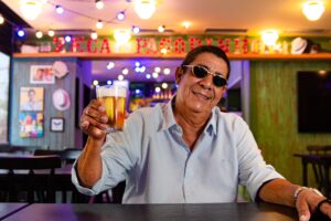 Confira as próximas atrações musicais ao vivo do Bar do Zeca Pagodinho no Shopping Park Jacarepaguá e Shopping Vogue Square