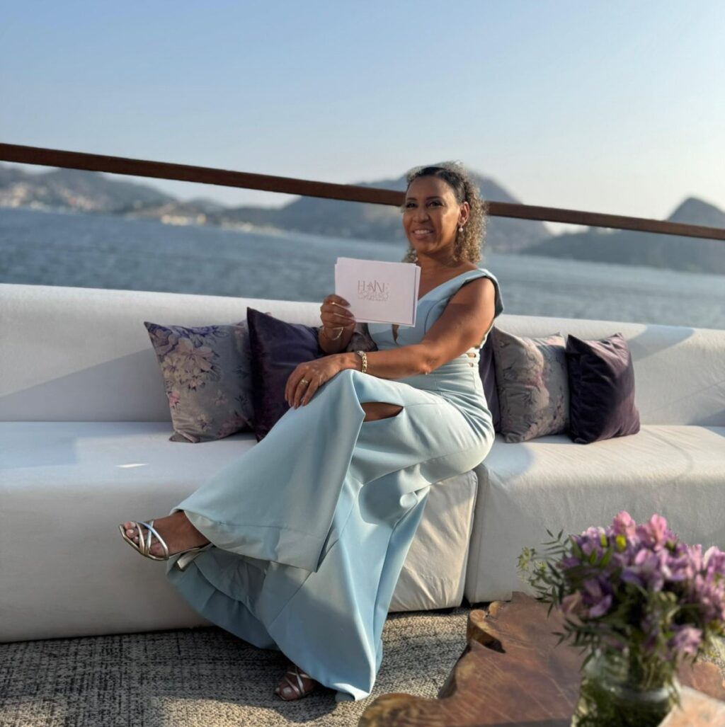 Celebrante Elaine MOnteiro