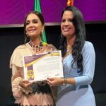 Claudia Métne é homenageada pela deputada Leticia Aguiar no evento Mulheres de Honra na ALESP