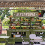 Cor como estratégia: como a Suvinil transforma presença em experiência na Bienal de Arquitetura