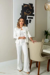 Dra. Carol Berger celebra inovação, longevidade e o primeiro ano de sua clínica em Florianópolis