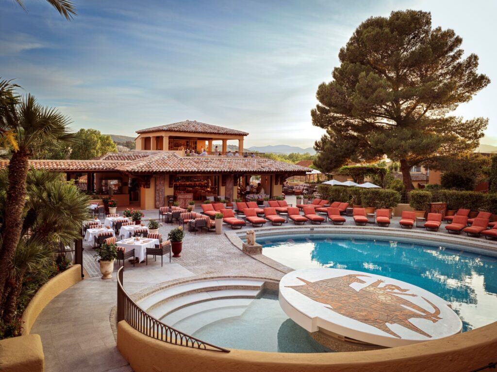 Hotel Byblos_Saint Tropez ©Stephan Julliard (2)